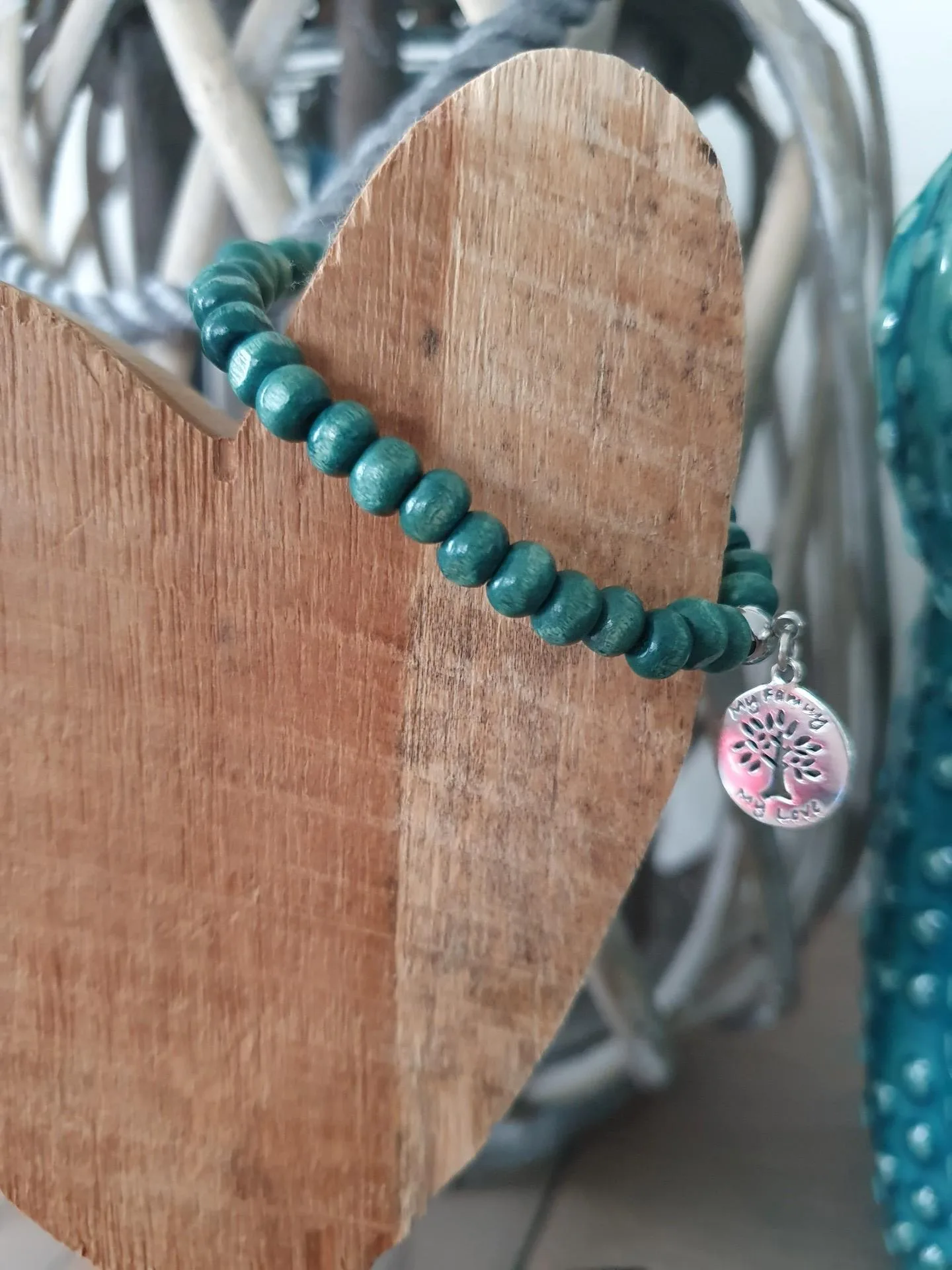 Armbandje dennengroen